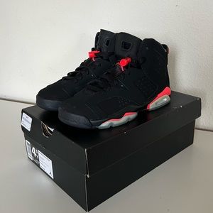 Nike Air Jordan Black Infrared 6 Grade School Boys 4.5Y
